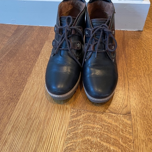 Pikolinos Black Wedge Shoes with Laces - Picture 2 of 10